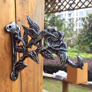 K[fjO 1̃ACAbNS̒ƉԂ̕Ǌ|oXPbgbNBe[WtbNK[f^bÑX^Cwr[2F 1 pc iron rack cast iron birds with flower wall hanging basket rac