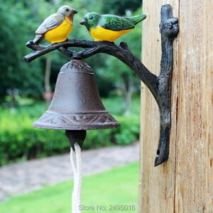 ガーデニング 錬鉄製のディナーベル2つの小鳥のモデリングドアベルスチールハンギングベルヤードカントリーのレトロなカラフルな手作り工芸品 Wrought Iron Dinner bell Two Little Birds Modelling Doorbe