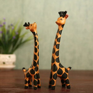 K[fjO uEubNؐLyA㓮H|iz[ItBXu2126cmH Brown Black Wooden Giraffe Sculptures Pair Free Standing Tabletop Animal Statue Handcraft Home Office Ornament F