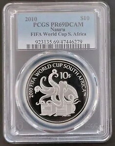 �i�E�� �V���o�[ �v���[�t 10$ �R�C�� 2010 �N FIFA ���[���h�J�b�v PCGS PR69 �g�b�v �^�R �|�[��