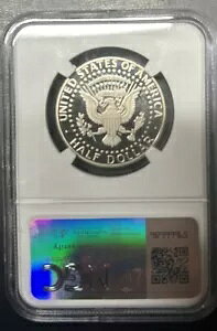 2022 S KENNEDY NGC PF69 �E���g�� �J���I �N���b�h �n�[�t�_���[ �����ɂ����P�[�X����