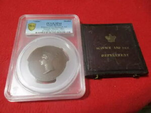�C�M���X�u1856�v�Ȋw�ƌ|�p AE ���_�� �r�N�g���A���� PCGS SP 64 #T5980