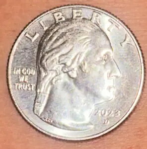 2023 N D- EBefBXEJiJEȈNH[^[́uIn Cod We TrustvƓǂ