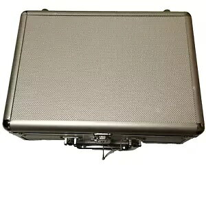 ���C�q�g�g�D���� �R�C���P�[�X 6�g���C�t�� 132�R�C�����[�\ �e��T�C�Y ���t��