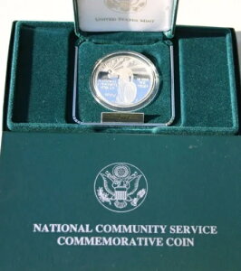 1996 S National Community Service �v���[�t �V���o�[ �_���[ �R�C�� �{�b�N�X�Ɣ��s���� COA