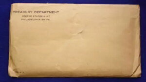 1957 �č����v���[�t�Z�b�g�B�R�C���͕č������ǂɂ��t���b�g�`�F���ɕ��󂳂�Ă��܂��B