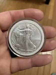 2013 アメリカン イーグル 1 オンス純銀 1 ドル硬貨-BU 24latl0111