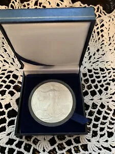 2008 �A�����J 1 �I���X �V���o�[ �C�[�O�� �R�C�� �P�[�X�̂݁ACOA �Ȃ� �uVERY NICE COIN�v $1 �R�C��