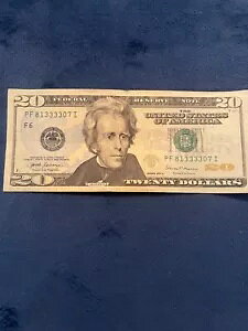 �h��ȃV���A���ԍ� $20 ���� Quad 3 ���Z���^�[�� �N���X�v���� ���C�g �T�[�L�����[�V����