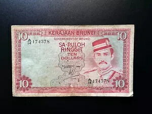 _T[ ulC 10 h 1983 NÂʎ P-13