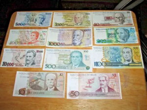 CRUZIERO  11 ZbgBuWʉ݃bgBJtȐE̎B