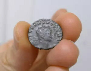 ���[�}���R�C�� 2.5 �O���� �N���E�f�B�E�X 2 ��