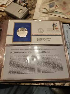大陸海兵隊のコインと切手を記念して