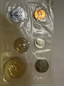 1961 čǃv[tZbgAUNC 90% Vo[RCt