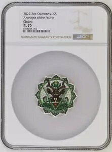 2022 \ tB CX Ae[v `N 2 IX Vo[ RC NGC PL70