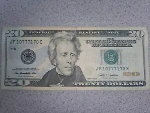 �g���C�i���[�E�g�D�G���e�B 20 �h�������V���[�Y 2009 - JF10777170E