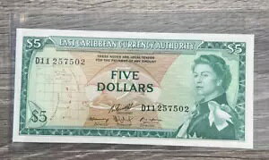 東カリブ諸国 5 ドル 1965 女王エリザベス 2 世