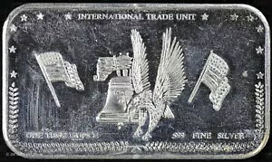 ���ۖf�ՒP�� 1 �g���C �I���X .999 �t�@�C�� �V���o�[ �o�[�A1/2 �I���X�̃Z�N�V�����t��