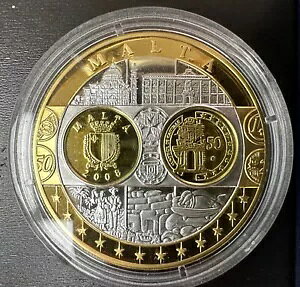 素晴らしい銀メダル 999/1000 と純金 - マルタ - ヨーロッパ 2002