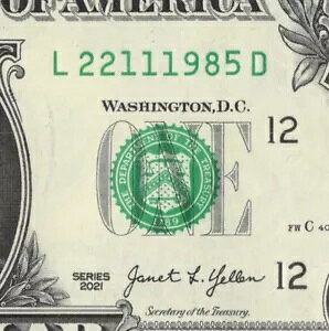 1985 �N 11 �� 22 ���̒a�������t���� �t�@���V�[ �V���A���ԍ� 1 �h�������N���X�v UNC