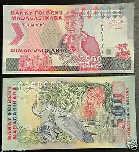 }_KXJ 500 AA 2500 t 1993 UNC