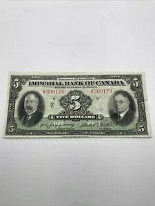 �J�i�_�鍑��s�B�g�����g�A1934�N11���A5�h���B