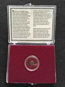 ���_�� AE �w���f�剤���̃v���^ 2000 �N�O�̐��n�ł̃R�C�����s