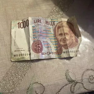 C^Aʉ 1000 ~ oJfBC^A 1990 sm[gɗǂRB