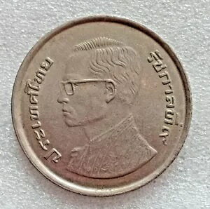 ARC ^Ĉ [}9 a50N 1977N125 2520