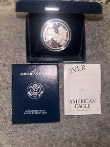 2003 - W �V���o�[ �v���[�t �A�����J�� �C�[�O�� ���A�� �r���[�e�B�[ COA & �{�b�N�X 1 �I���X�t��