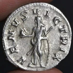 VENVS VICTRIX �u���B�[�i�X �r�N�g���A�X�v �f�i���E�X �Ñネ�[�}�鍑��� 241AD