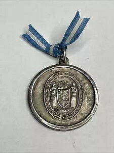 トゥクマン大学のヴィンテージ記念メダル コイン シルバー マーク 900