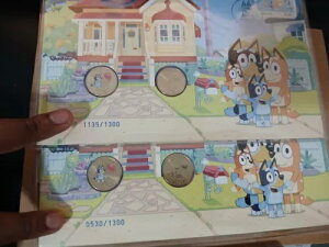 Bluey 2024 ����� �J���[ 2 �R�C�� (PNC) 1300 �̂ݐ���