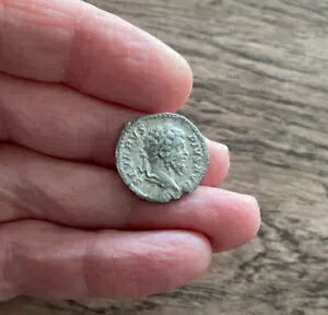 ローマ人。セプティミウス・セウェルス (西暦 193 〜 211 年)。デナリウス銀。