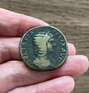 ローマ人。ジュリア・ドムナ(セプティミウス・セウェルスと結婚)。真鍮のセステルティウス。