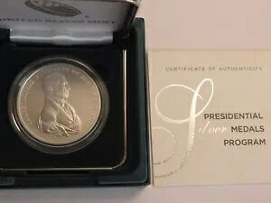 �č������Ǒ哝�̃��_�� �v���O���� (1 �I���X �V���o�[ ���E���h 0.999) �W�F�[���Y �������[