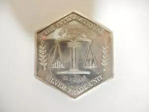 *The International Trade Unit�A�A�����J .999 �t�@�C�� �V���o�[�A1�I���X�A31.1 �O���� #NM42