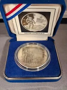 1988�N ���F����s�m���_���v���O�����u�F���̃A�����J�v