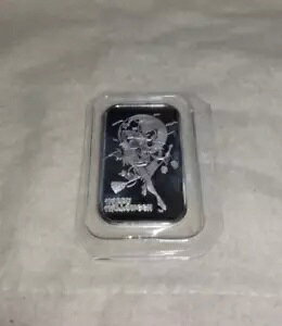 DT Mint nbs[nEB[͏ .999 Vo[A[go[𒅂ĖĂ܂