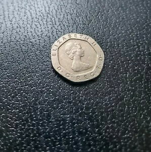 1982 N 20 yX 20 yXd݂