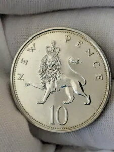 �󏭂� 1971 UNC 10 �V�y���X�d�݁A�G���U�x�X 2 ���A�\�i���̍ŏ��̔N