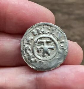 m}fB[`[h݁B҃EBȂ\c