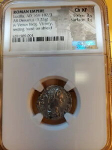 V 164=183Ad.AR.DENARIUS.ɍׁB Rv.Venus Hidg.victory Ȃŋxł܂B