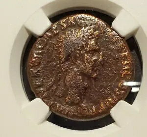 NGC �F�؃��[�} AE �A�Y �l�����@�A���� 96 �` 98 �N�B�f�G�ȃR�C�� ���A �^�C�v
