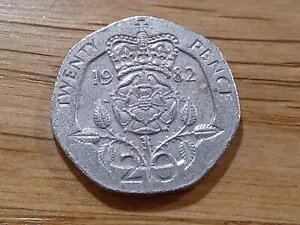 1982 N 20 yX RC [Y p^[ GUxX 2 