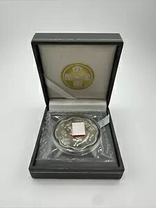  1995 Vo[ 10 ̓؃z^eLRC IWi~g fBXvC P[X