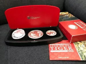 �p�[�X������ �I�[�X�g�����A 2010�N TIGER Lunar II �V���o�[ �v���[�t 3 THREE �R�C�� �Z�b�g