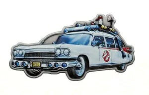 2024 ニウエ ゴーストバスターズ Ecto-1 車の形をした 2 オンス シルバー コイン - インタラクティブ ケース