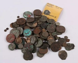 ���[�}�A�r�U���`���A�p���e�B�A�A�C���h�̌Ñ�R�C���B 1�R�C��������3�h�������B (120+)