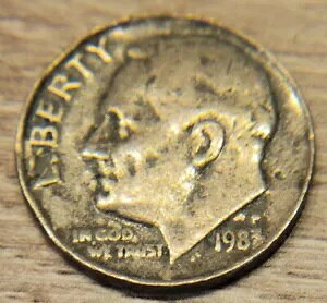 ���[�Y�x���g�E�_�C���̏d��Ȍ�� 1983 �N�̕\�Ɨ��ɕ����̌�� P. NO i!